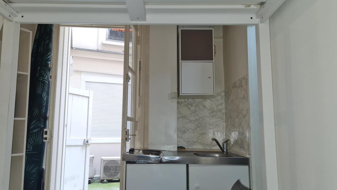 Appartement Studio à Montmartre à Paris Extérieur photo